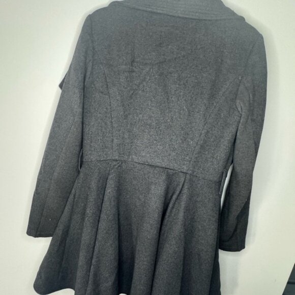BCBGMaxAzria Gray Coat - Size M - Picture 16 of 16